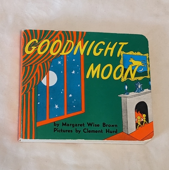 💥 Goodnight Moon by Margaret Wise Brown Children's Board Book - Picture 1 of 1